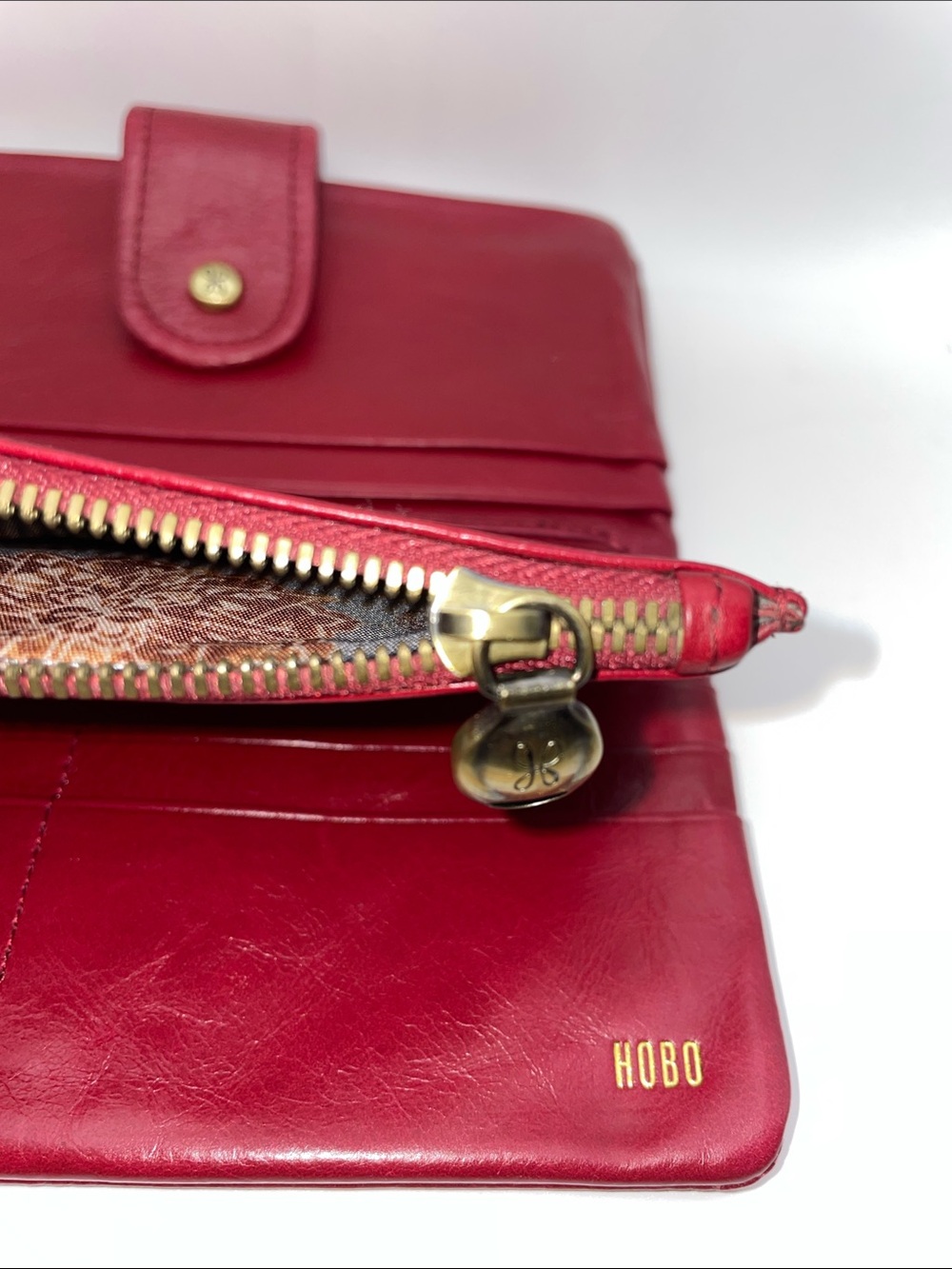 HOBO Torch Leather Wallet - Cardinal Red - Picture 11 of 16